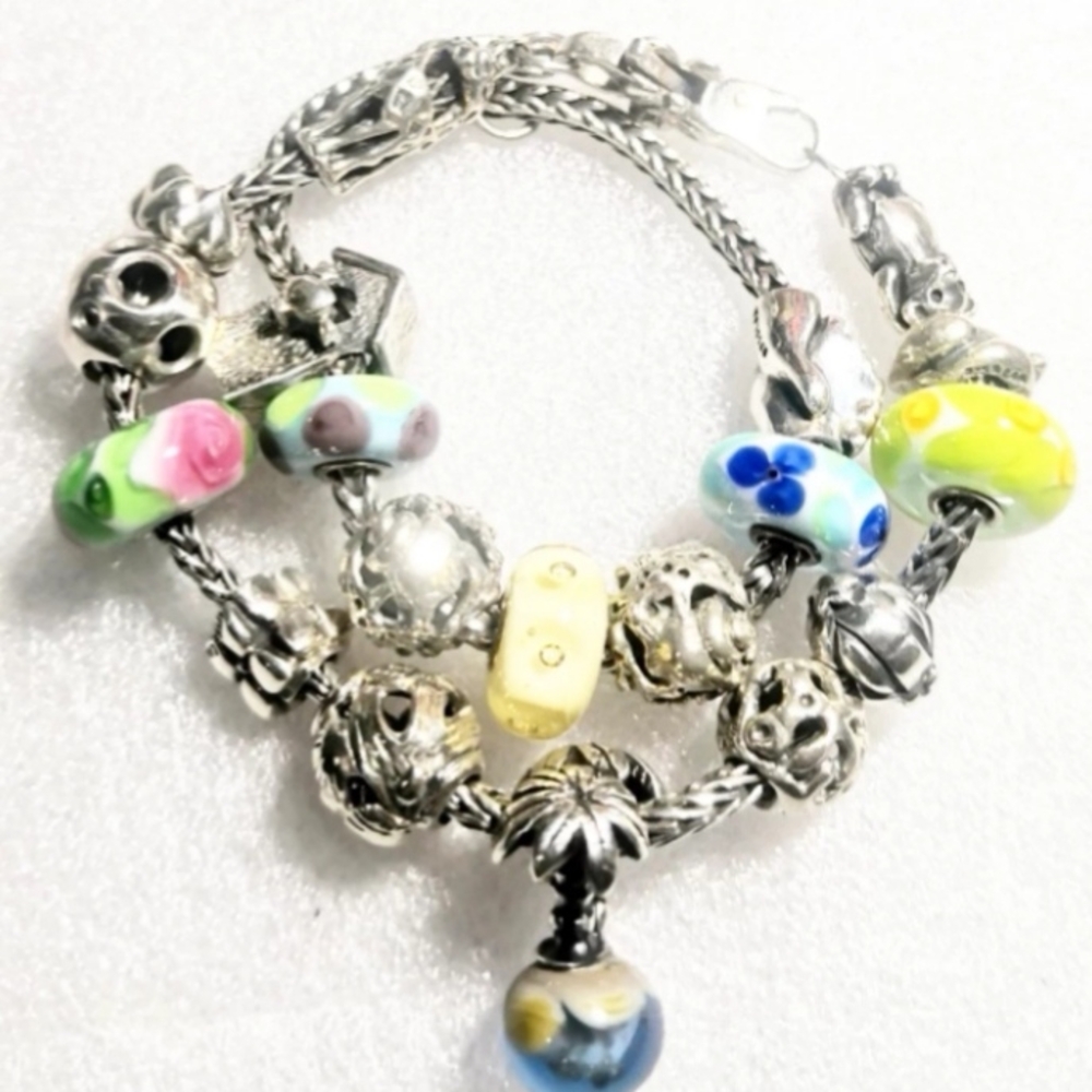 TROLLBEADS ONE BRACELET SIZE 7.5" / 18 TROLLBEADS CHARMS